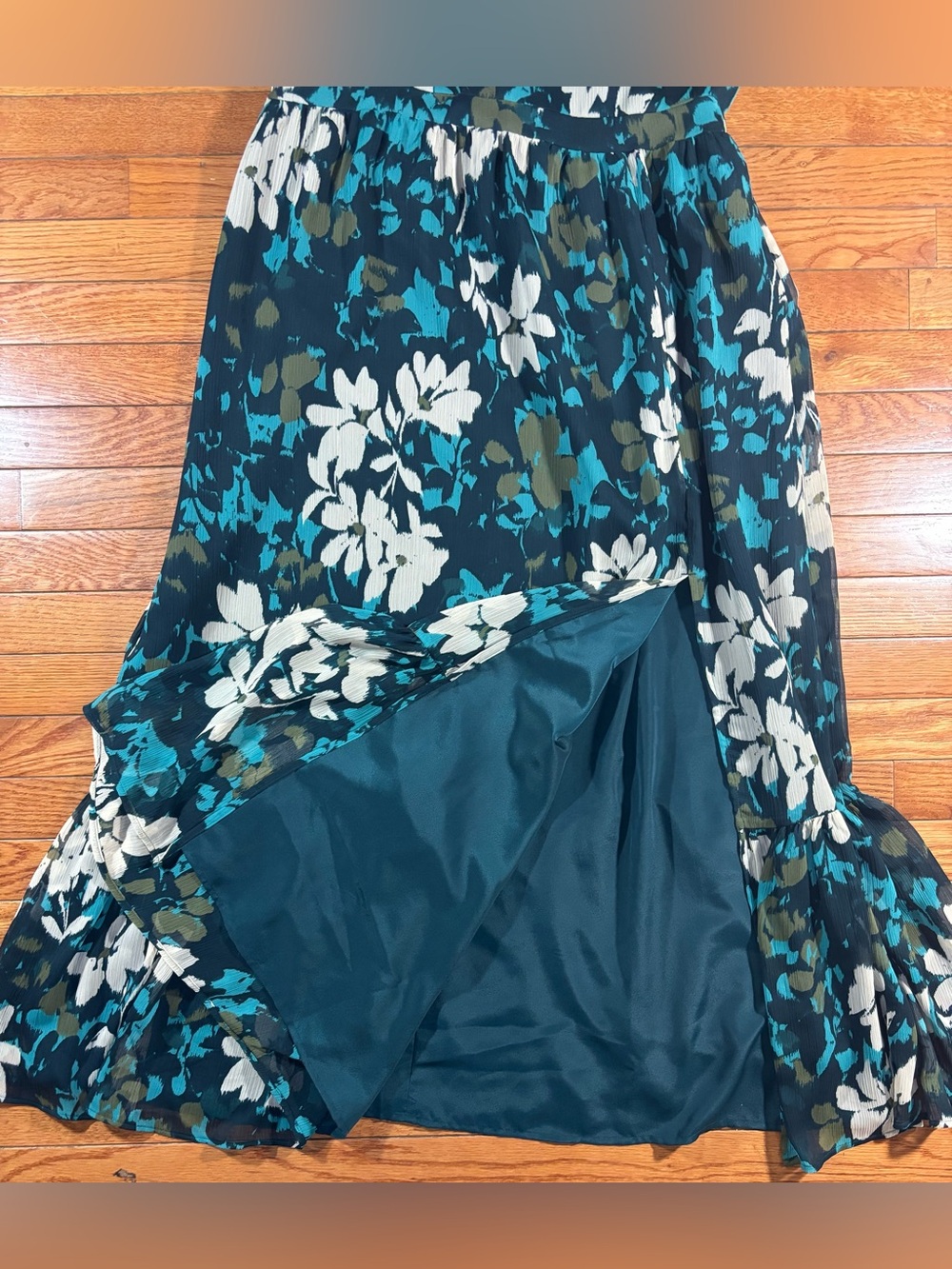 Loft Maxi Dress Floral Romantic Feminine Green Womens Size 12 Flowy - Picture 11 of 16